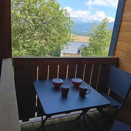 Pour 6 Personnes A 200 Des Remontees